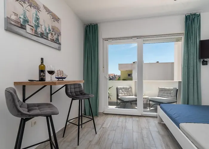 Princi Lägenhet Trogir